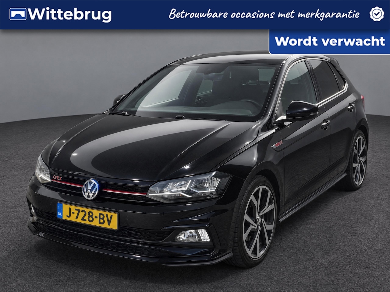 Volkswagen Polo - 2.0 TSI GTI / Navigatie / App connect / Parkeersensoren achter / Climate controle / Lichtm - AutoWereld.nl