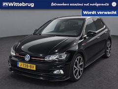 Volkswagen Polo - 2.0 TSI GTI / Navigatie / App connect / Parkeersensoren achter / Climate controle / Lichtm