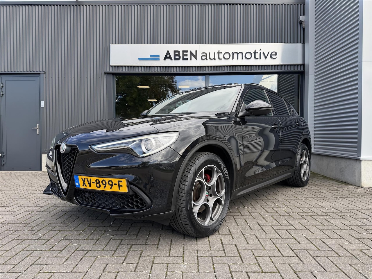 Alfa Romeo Stelvio - 2.0 T AWD Super 2.0T 200PK AWD Super (PANO|LEDER|4-SEIZ|MEMORY) - AutoWereld.nl