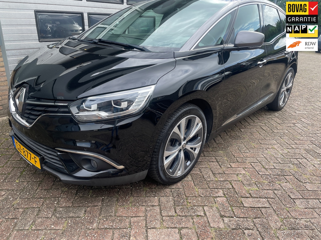 Renault Scénic - 1.3 TCe Intens Automaat, Trekhaak - AutoWereld.nl