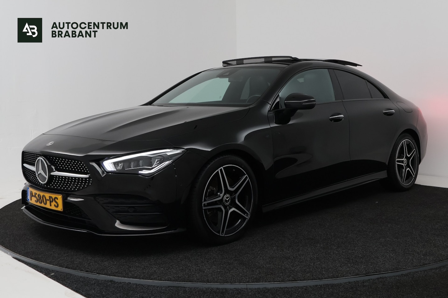 Mercedes-Benz CLA-Klasse - 200 Business Solution AMG (PANORAMADAK, STOELVERWARMING, SFEERVERLICHTING, CAMERA, CRUISE - AutoWereld.nl