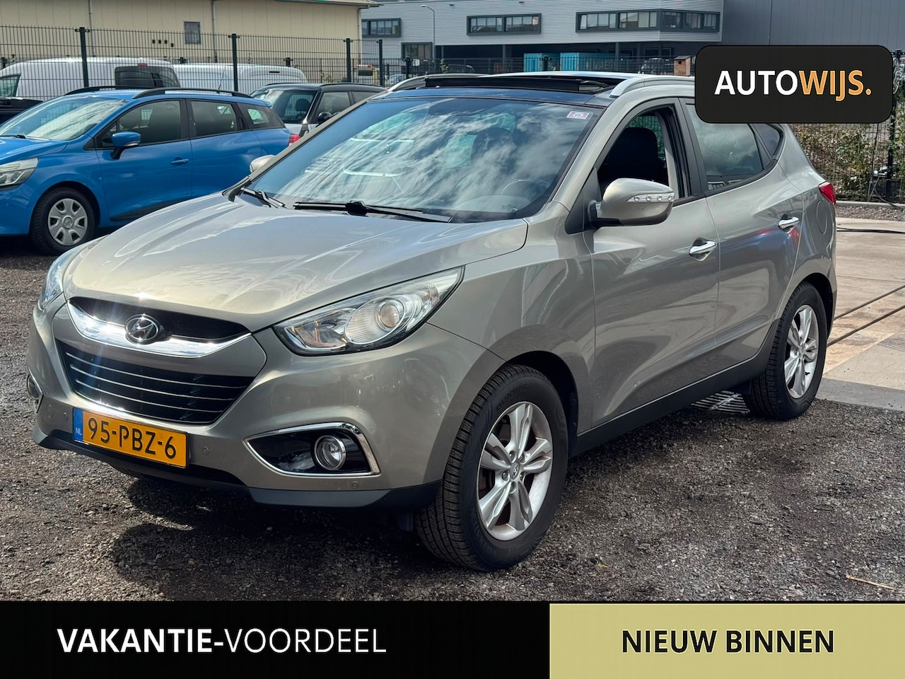 Hyundai ix35 - 2.0i Style|PANO|CAMERA|TREKHAAK|NL AUTO|AUT|APK 2-2027 - AutoWereld.nl