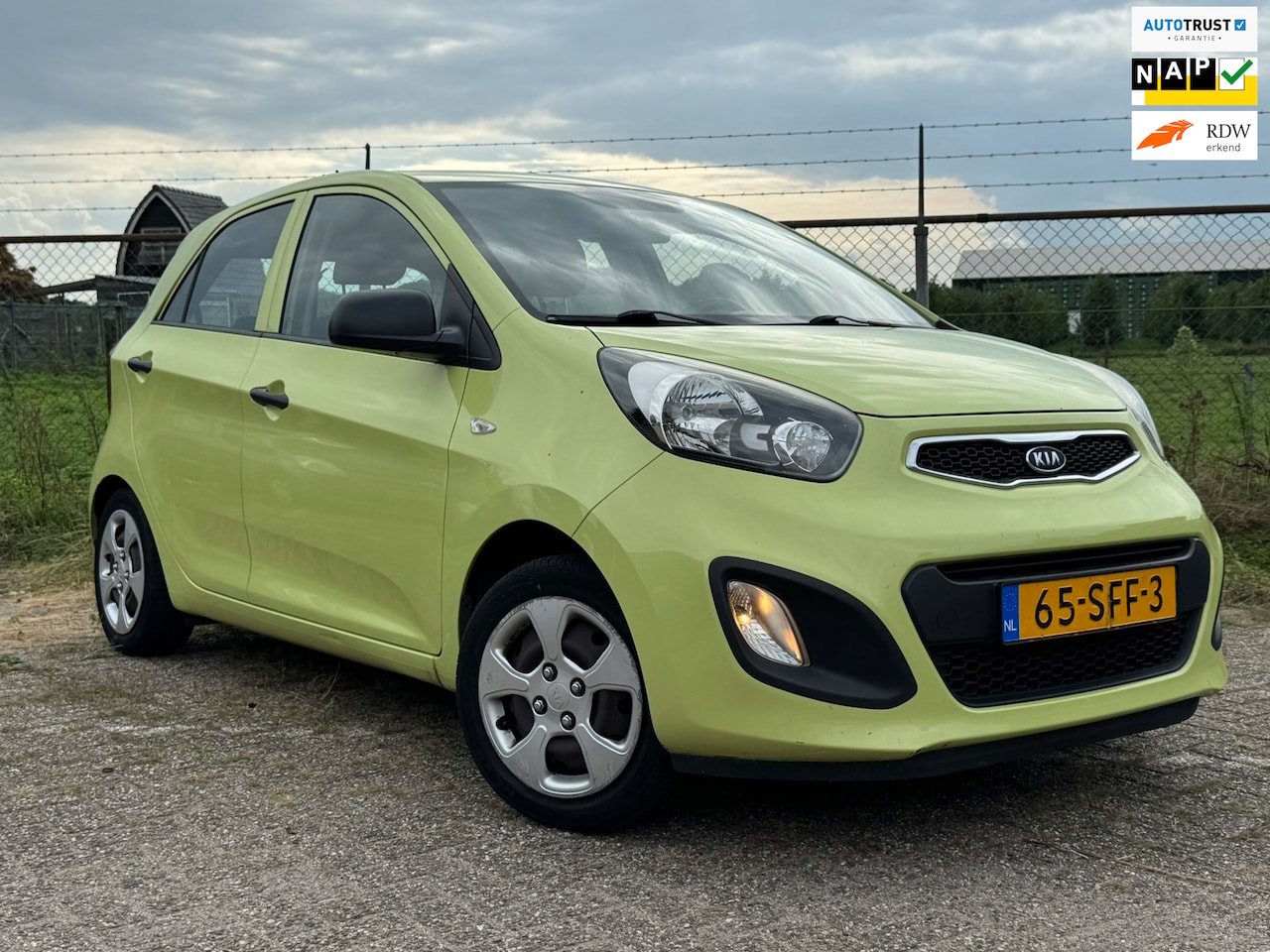 Kia Picanto - 1.0 CVVT Comfort Pack 1.0 CVVT Comfort Pack - AutoWereld.nl