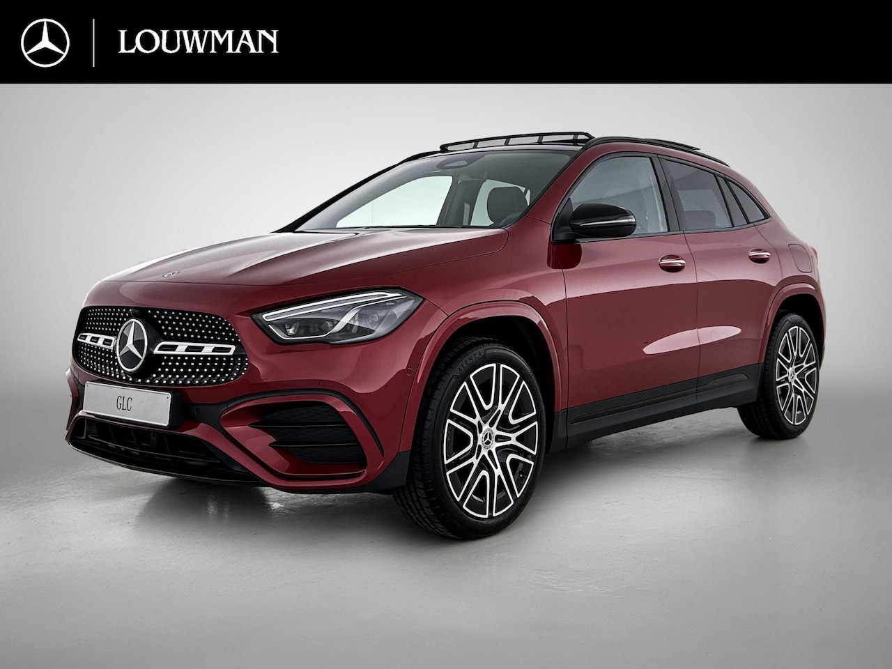 Mercedes-Benz GLA-Klasse - 250 e 140 Year Edition | Nightpakket | Spiegelpakket | Panoramaschuifdak | Dodehoekassiste - AutoWereld.nl