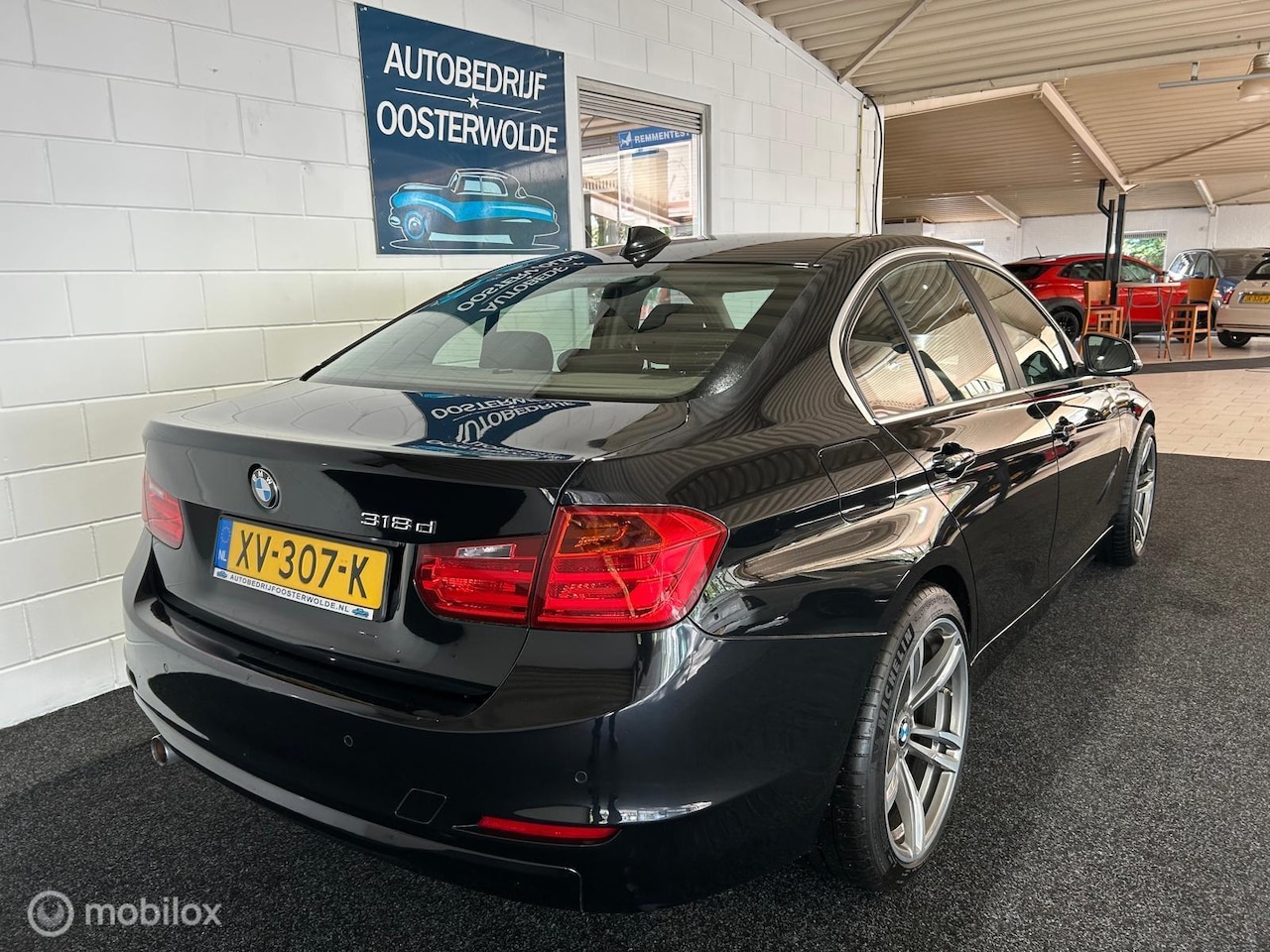 BMW 3-serie - 318d High Executive Airco - Navi - Cruise - Stoelverwarming