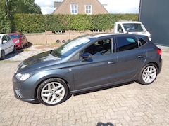 SEAT Ibiza - 1.0 TSI FR Business Intense ECC, PDC V+A, Camera, Carplay/ android, LMV 17.inch, 6 versnel