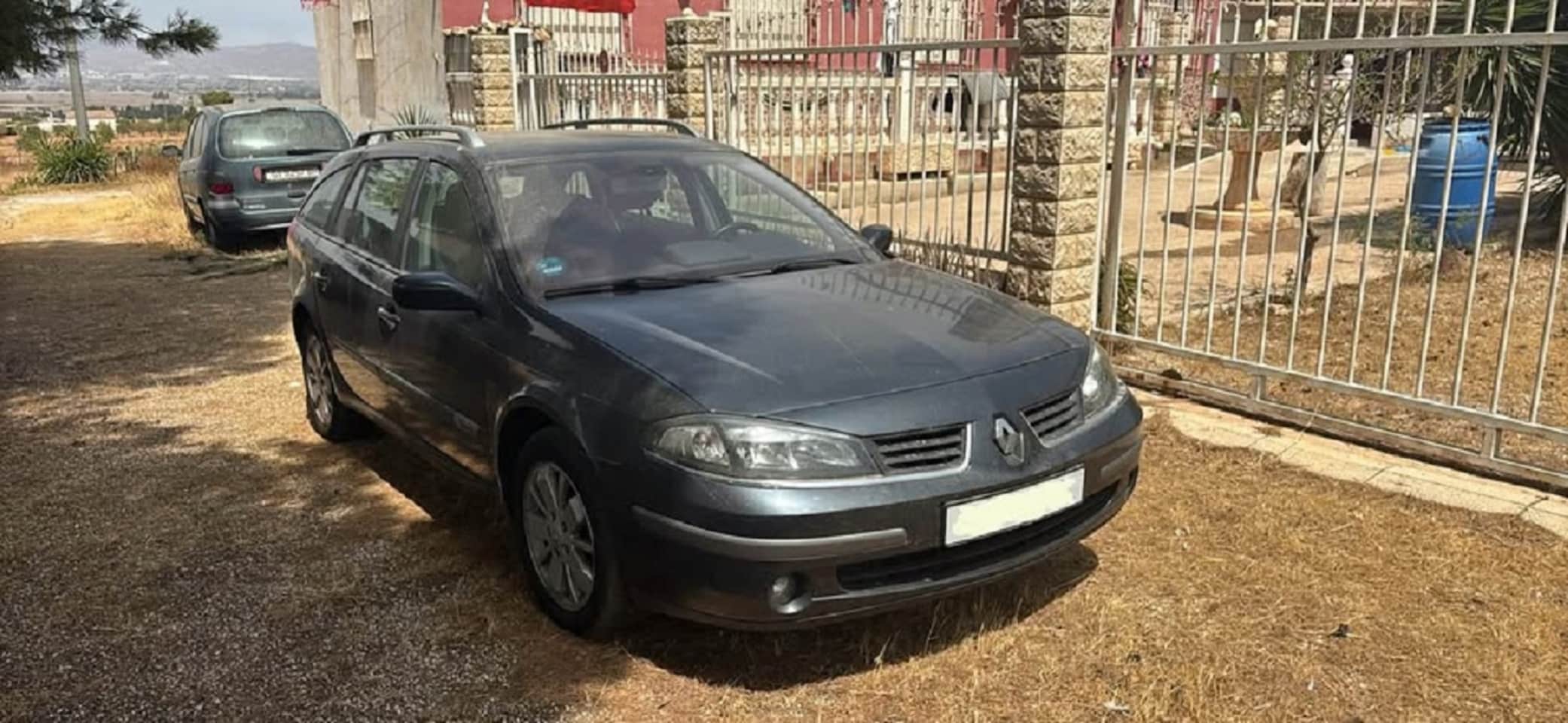 Renault Laguna Grand Tour - 2.0 dCi Privilège - AutoWereld.nl