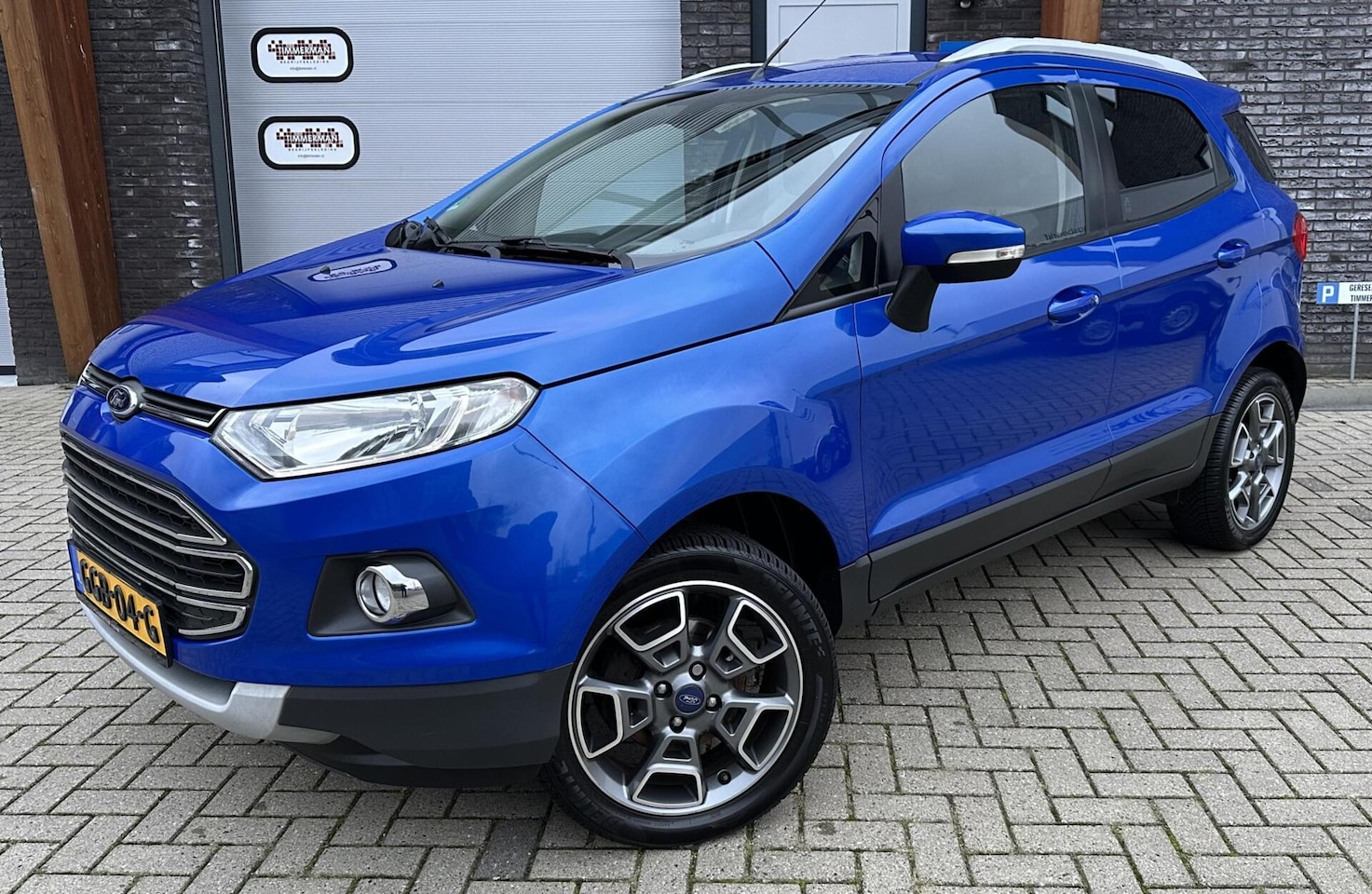 Ford EcoSport - 1.0 EcoBoost Titanium LED/MF-STUUR/PDC/AUX/17" - AutoWereld.nl