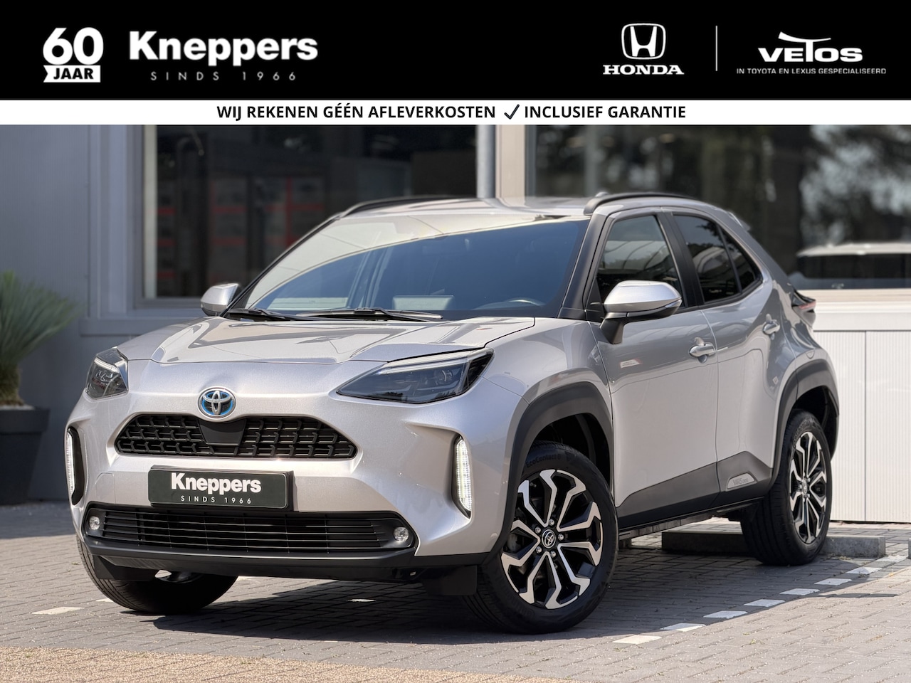 Toyota Yaris Cross - 1.5 Hybrid 115 Dynamic | GEEN AFLEVERKOSTEN |  Trekhaak, Apple/Android, Voorstoelen + stuu - AutoWereld.nl