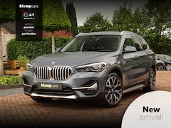 BMW X1 - xDrive25e High Ex. | Stormbay | Camera | Trekhk afn | Elek.st. | Leer | 19 inch | Uniek