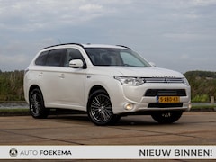 Mitsubishi Outlander - 2.0 PHEV Instyle+ Pano Trekhaak Leder