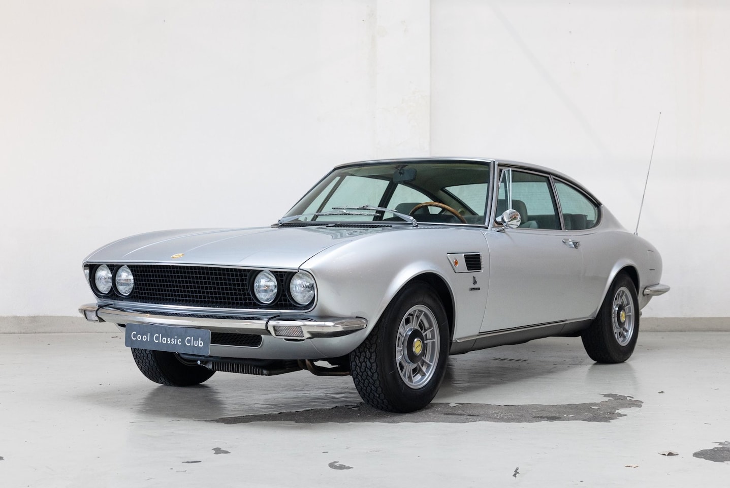 Fiat Dino - 2400 Coupé - Engine Overhauled - New Interior - - AutoWereld.nl