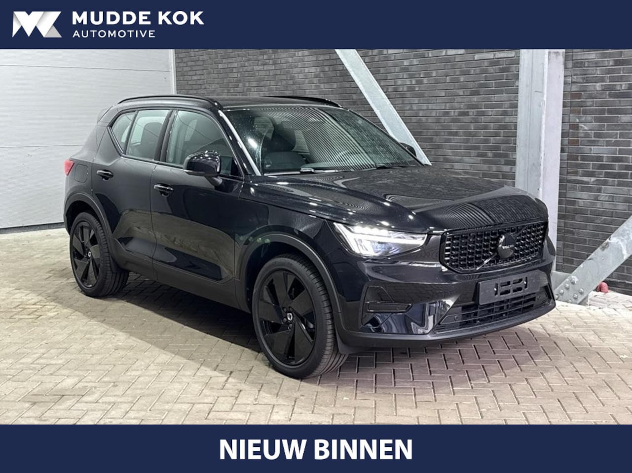 Volvo XC40 - 2.0 B3 Plus Black Edition | Harman/Kardon | Camera | Stoel+Stuurverwarming | Memory | Keyl - AutoWereld.nl
