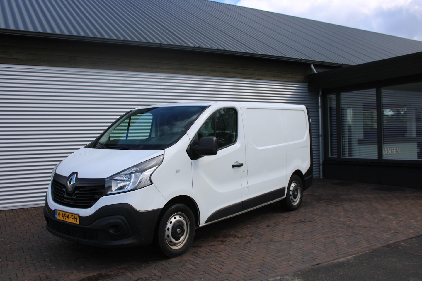 Renault Trafic - 1.6 dCi T27 L1H1 Comfort 1.6 dCi T27 L1H1 Comfort - AutoWereld.nl