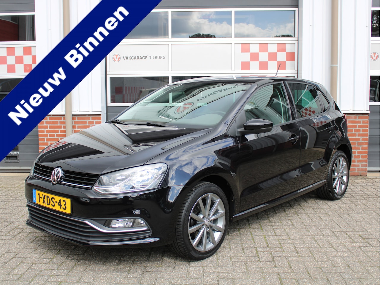 Volkswagen Polo - 1.2 TSI First Edition 1e Eig/NWE Distributie/Airco/Cruise/Trekh./Bluetooth/16"LMV - AutoWereld.nl