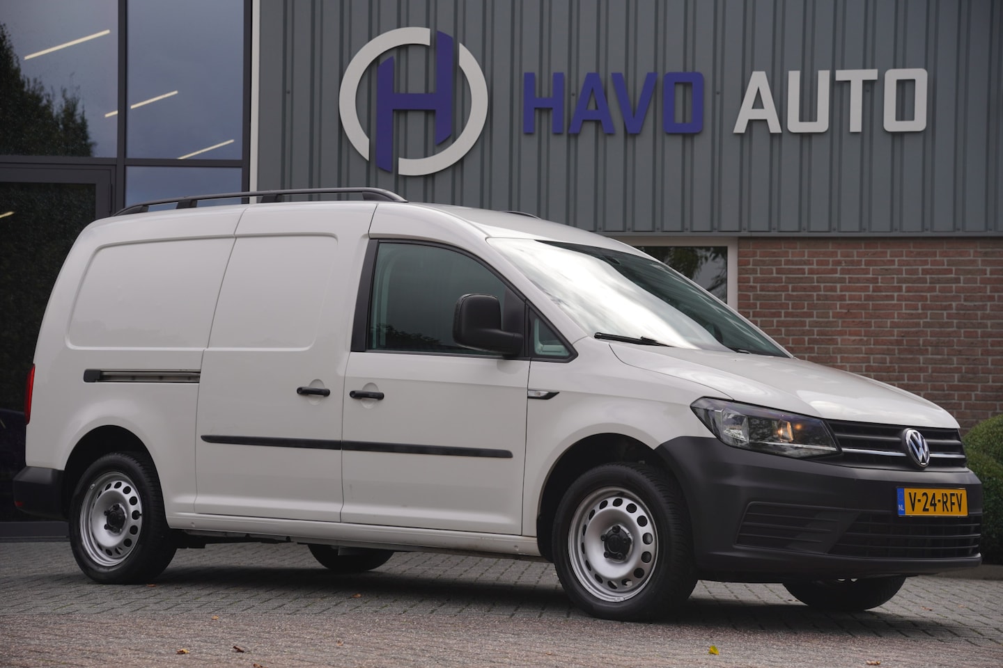 Volkswagen Caddy Maxi - 1.4 TSI L2, AIRCO, BTW-VRIJ / MARGE, TREKHAAK - AutoWereld.nl
