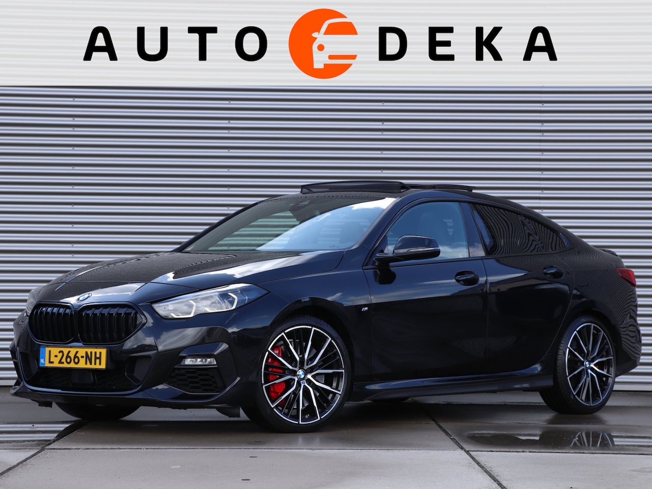 BMW 2-serie Gran Coupé - 220i xDrive M-Sport Automaat *Panodak*Schaalstoelen* - AutoWereld.nl