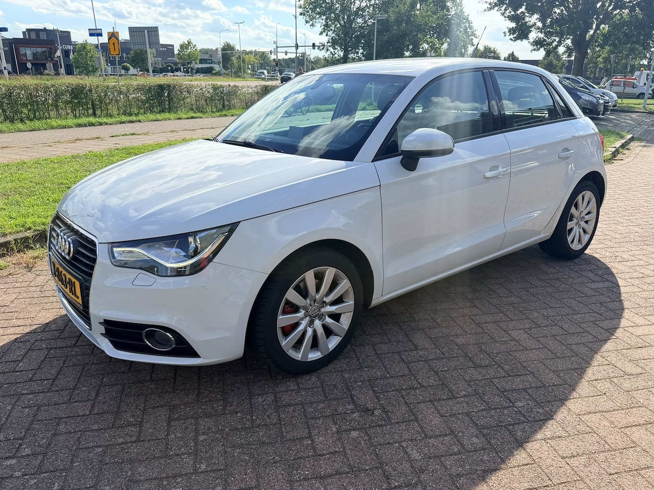 Audi A1 Sportback - 1.4 TFSI Ambition Pro Line-AUTOMAAT-km weinig- mooi - AutoWereld.nl