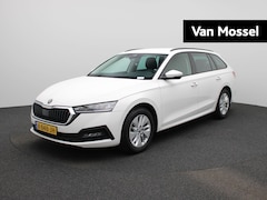 Skoda Octavia Combi - 1.0 e-TSI Business Edition | Automaat | Apple Carplay / Android Auto | Parkeersensoren | S