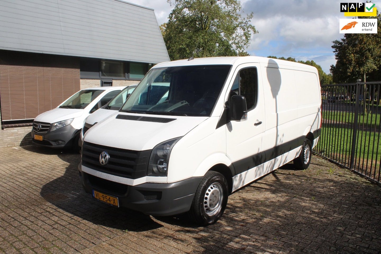 Volkswagen Crafter - 35 2.0 TDI L2H1 35 2.0 TDI L2H1 - AutoWereld.nl