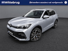 Volkswagen Tiguan - 1.5 eTSI 150pk R-Line Business DSG Automaat / Panorama schuifk dak / LM 20 inch / Wegkl tr