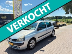 Renault Clio - 1.2-16V Expression ELEKT PAKKET, BOORDCONPUTER, MISTLAMPEN VOOR , RADIO/CD, MET APK