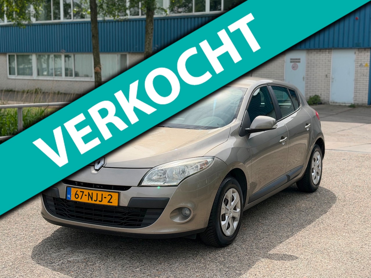 Renault Mégane - 1.6 Expression!2010!5-deurs!Airco!Navigatie!Trekhaak! - AutoWereld.nl