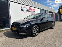 Volkswagen Golf - 1.0 eTSI Life Business