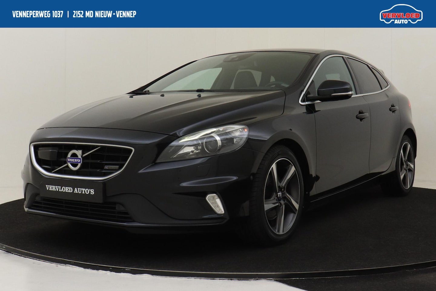 Volvo V40 - T3 R-DESIGN -PANO.DAK|PREMIUM-SOUND|POWER-SEATS|LEDER|CAMERA|ADAP.CRUISE|STANDKACHEL|ADAP. - AutoWereld.nl