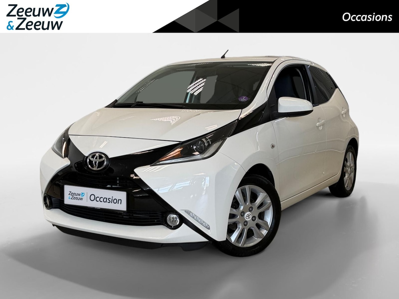 Toyota Aygo - 1.0 X-JOY | NAVI | CAMERA | DEALERONDERHOUDEN | - AutoWereld.nl