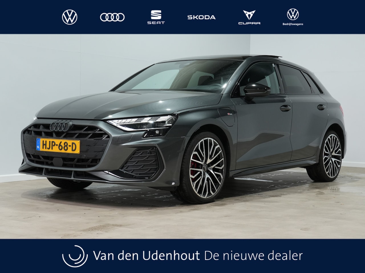 Audi A3 Sportback - 45 TFSI e 272 pk S edition Competition Panoramadak, Camera, Lichtpakket - AutoWereld.nl