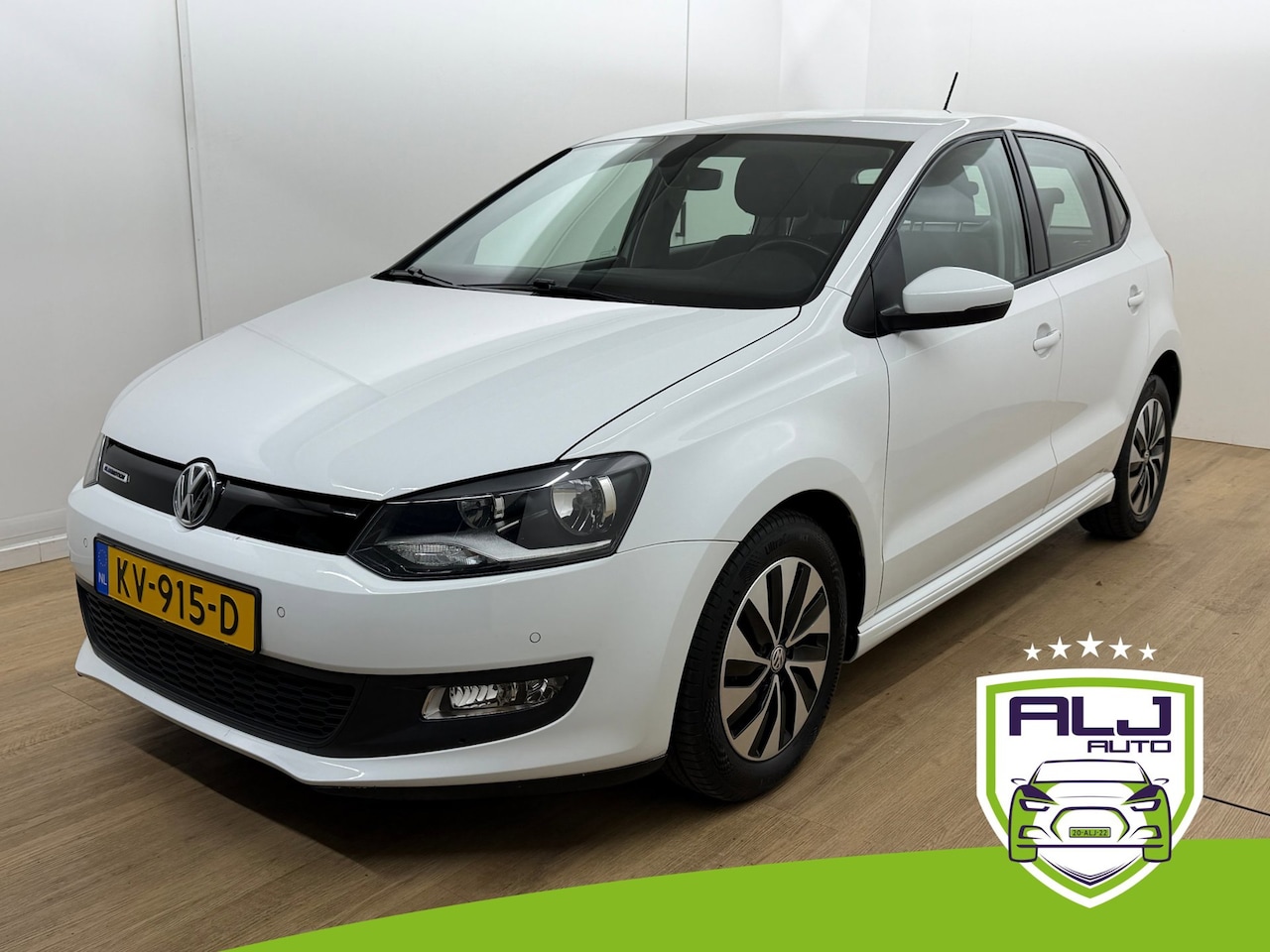 Volkswagen Polo - Occasion 1.0 BlueMotion Connected Series | Wit | Tweedehands Volkswagen Polo | Airco | Cru - AutoWereld.nl