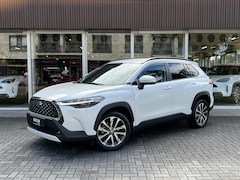Toyota Corolla Cross - 140 Hybrid Dynamic | Trekhaak, Parelmoer wit, Dodehoekherkenning, Parkeersensoren, Stoel +