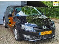 Volkswagen Polo - 1.4-16V Highline