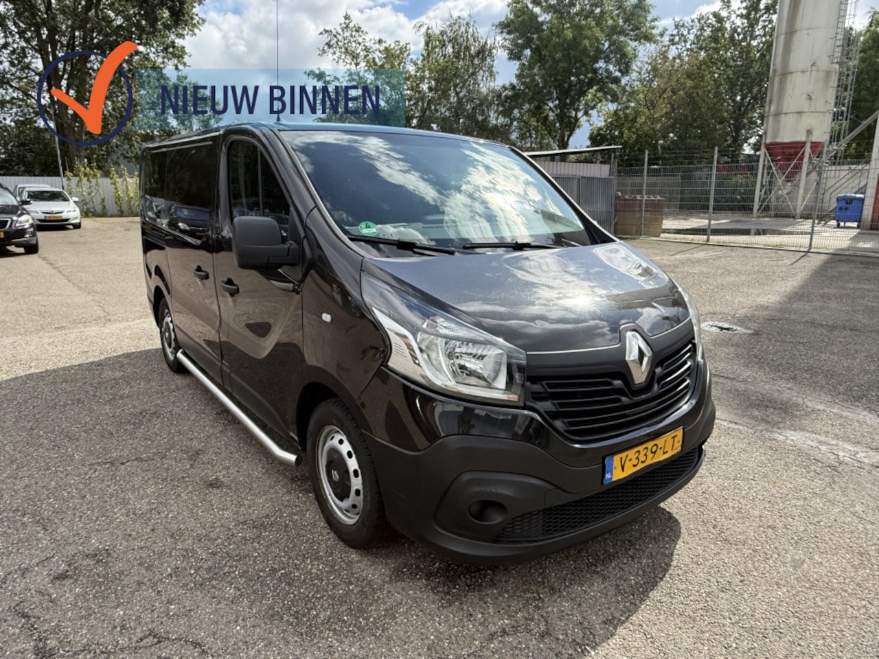 Renault Trafic - 1.6 dCi T27L1H1LuxEn*MOTORSCHADE* - AutoWereld.nl