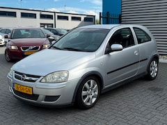Opel Corsa - 1.2-16V Silverline