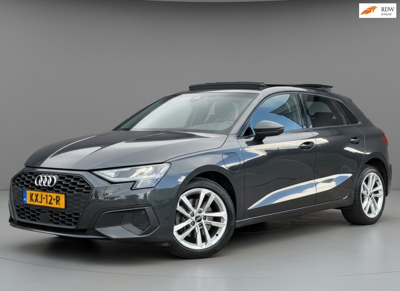 Audi A3 Sportback - 40 TFSI e Edition|Pano|Carplay|Virtual|Adaptive|BTW - AutoWereld.nl