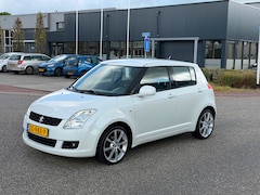 Suzuki Swift - 1.3 Base 5 Drs Airco