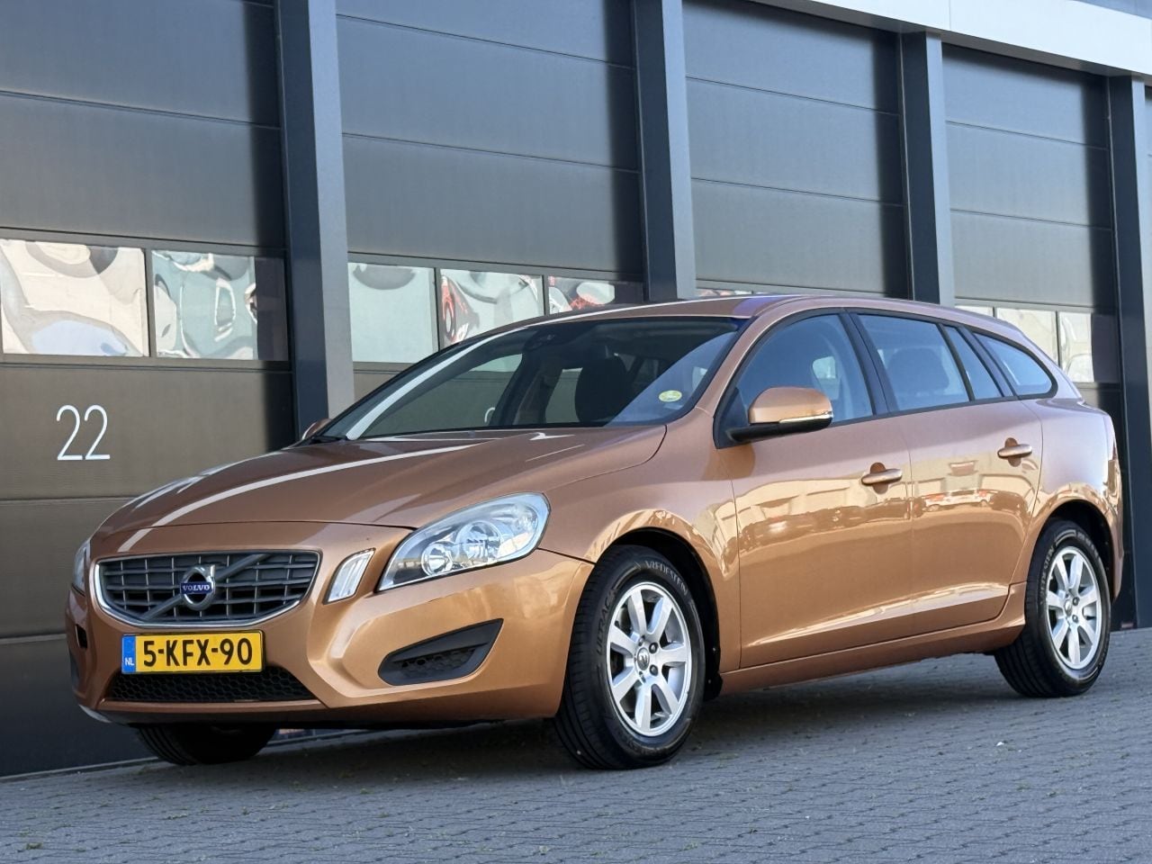 Volvo V60 - V-60 1.6 D2 Navi Clima PDC - AutoWereld.nl
