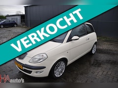 Lancia Y(psilon) - Ypsilon 1.2-16V Oro *AIRCO