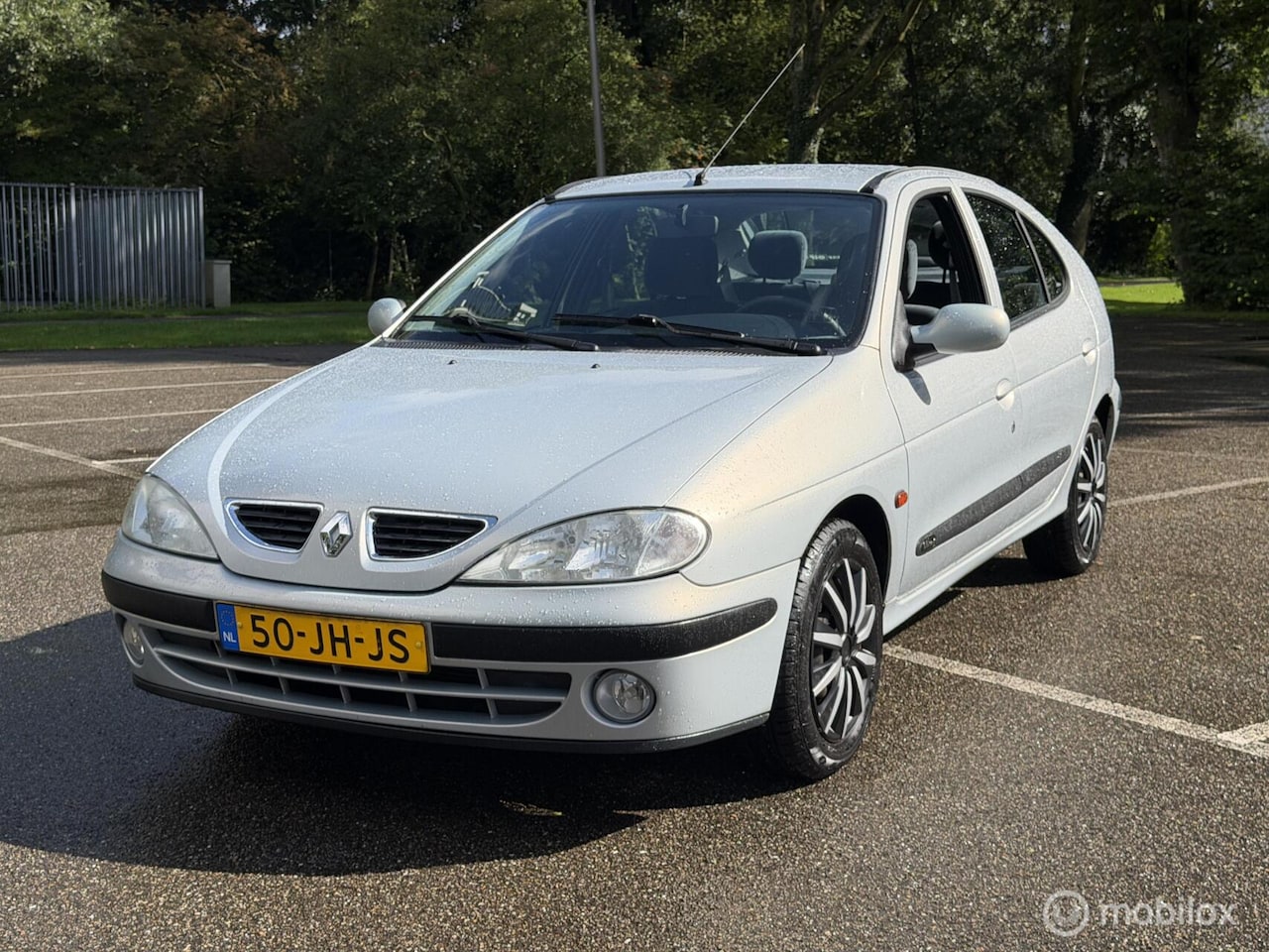 Renault Mégane - 1.6 Benzine / 58.321 ORIGINELE KILOMETERS ! - AutoWereld.nl