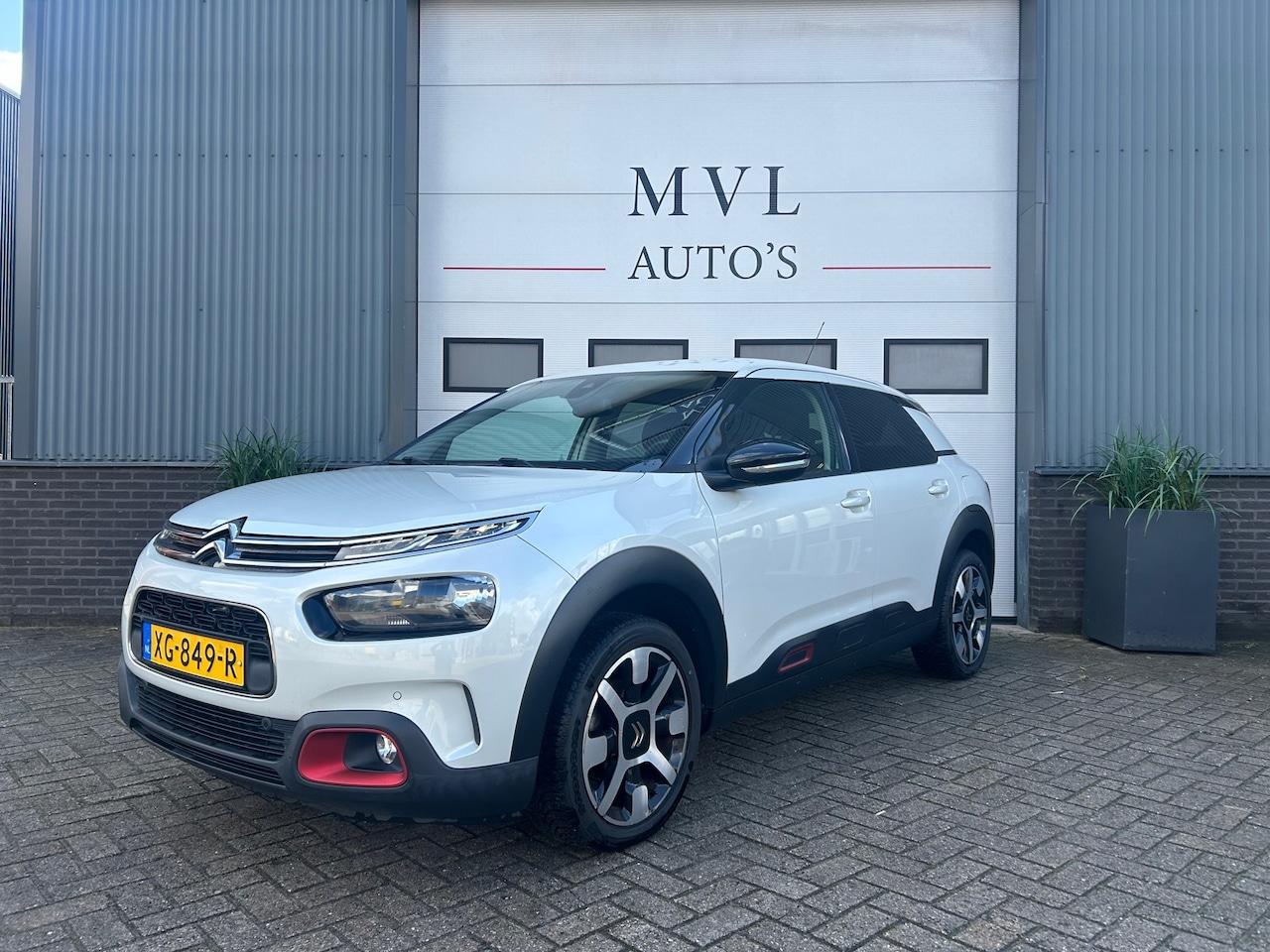 Citroën C4 Cactus - 1.2 PureTech Shine 1.2 PureTech Shine - AutoWereld.nl