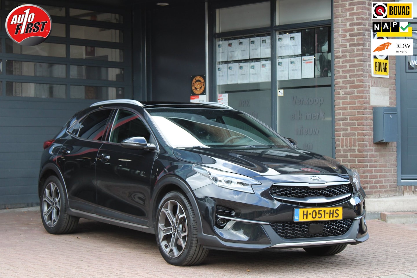 Kia XCeed - 1.0 T-GDi DynamicPlusLine / Panoramadak / Camera / Stuur/stoelverwarming / trekhaak - AutoWereld.nl