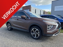 Mitsubishi Eclipse Cross - 2.4 PHEV Intense+ NAVI/LM/CAMERA/CARPLAY/CRUISE