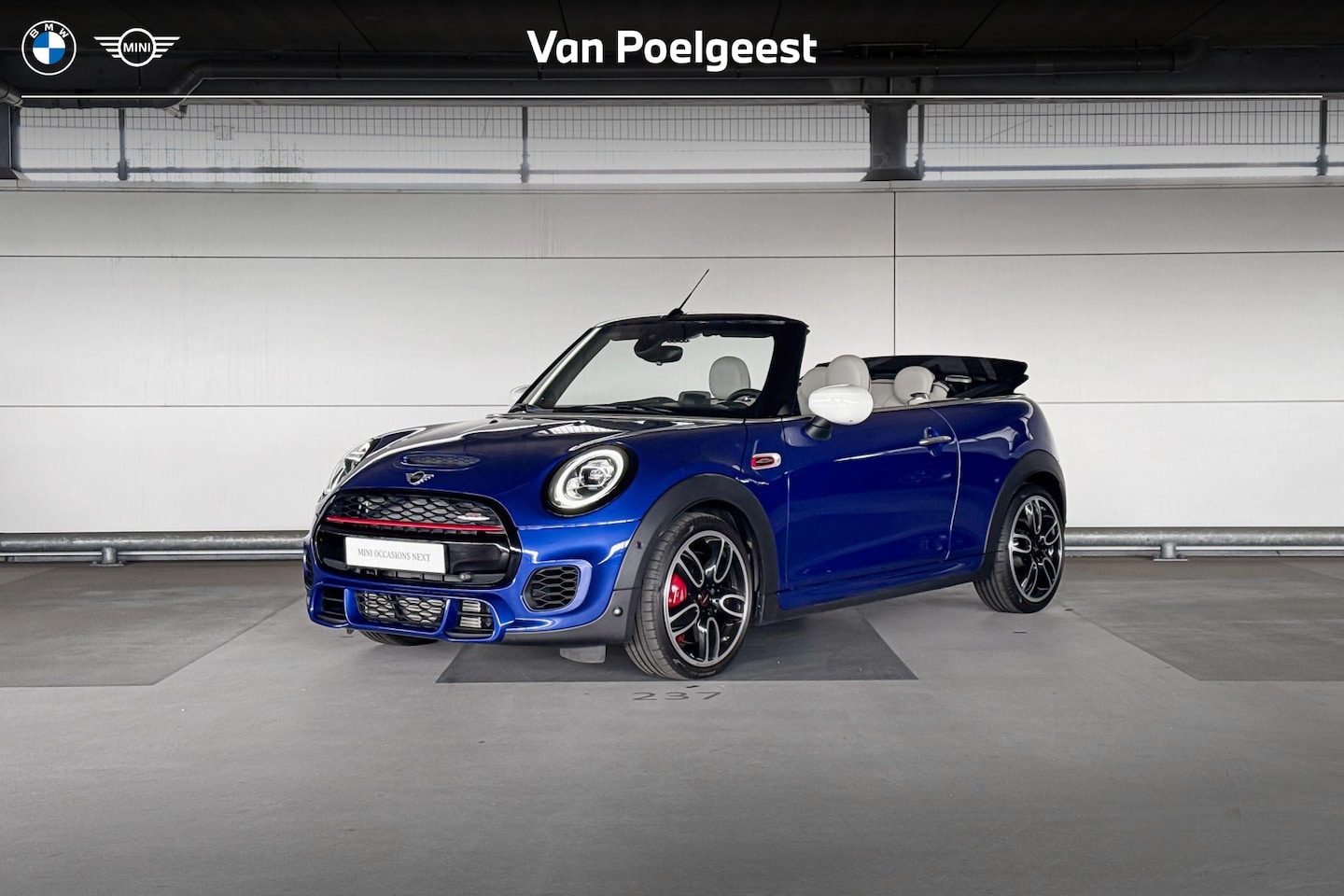 MINI Cabrio - 2.0 John Cooper Works Chili - AutoWereld.nl
