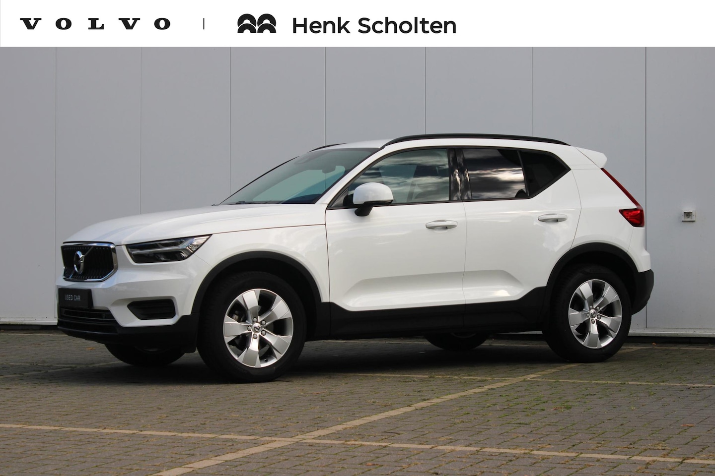 Volvo XC40 - T2 129PK AUT8 Momentum Core | Cruise Control | Navigatie | Verwarmbare voorstoelen + stuur - AutoWereld.nl