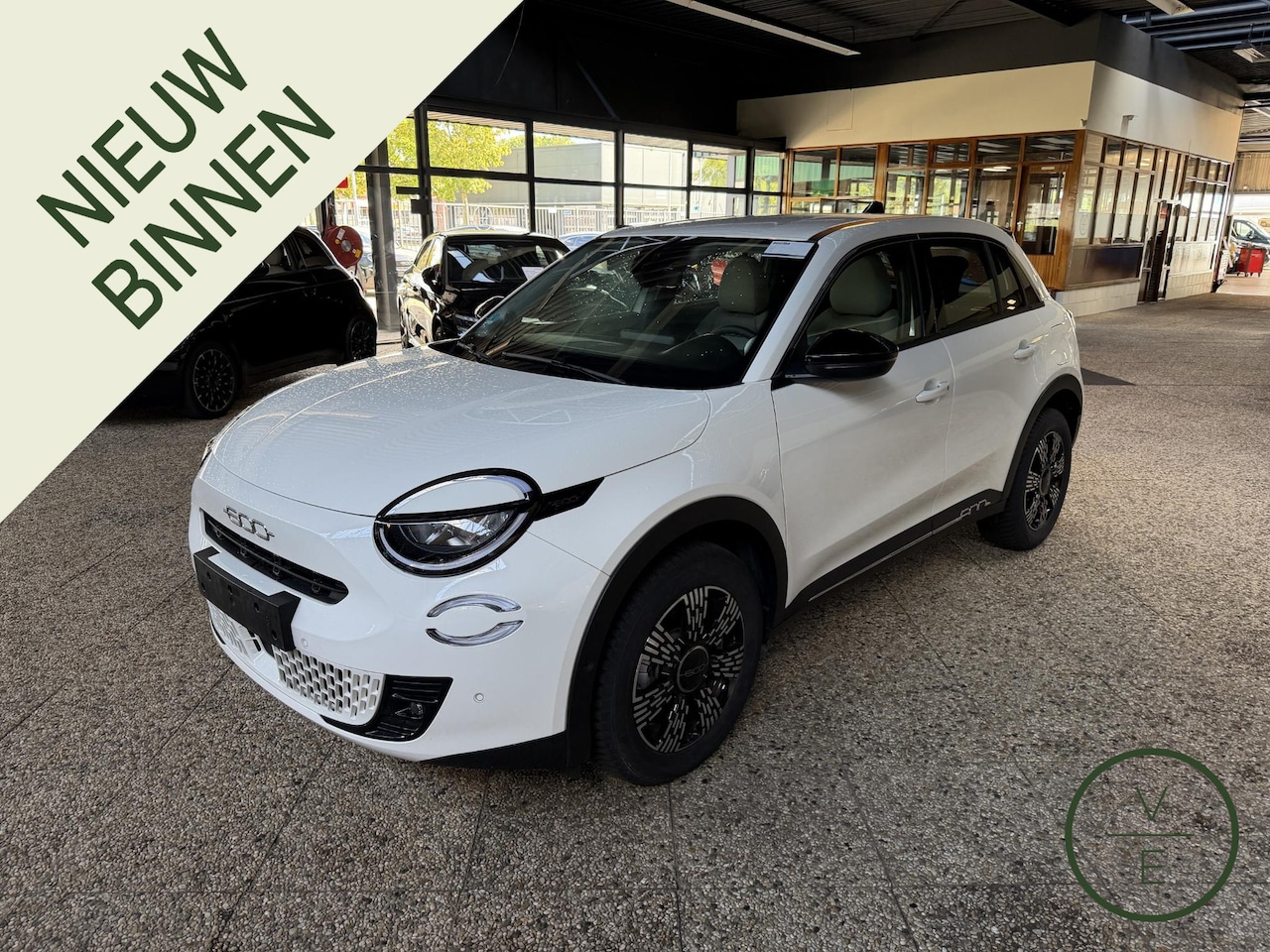 Fiat 600 - 1.2 Hybrid Urban | LED | 360 Camera | 8.000KM | CarPlay | Clima | BTW | - AutoWereld.nl