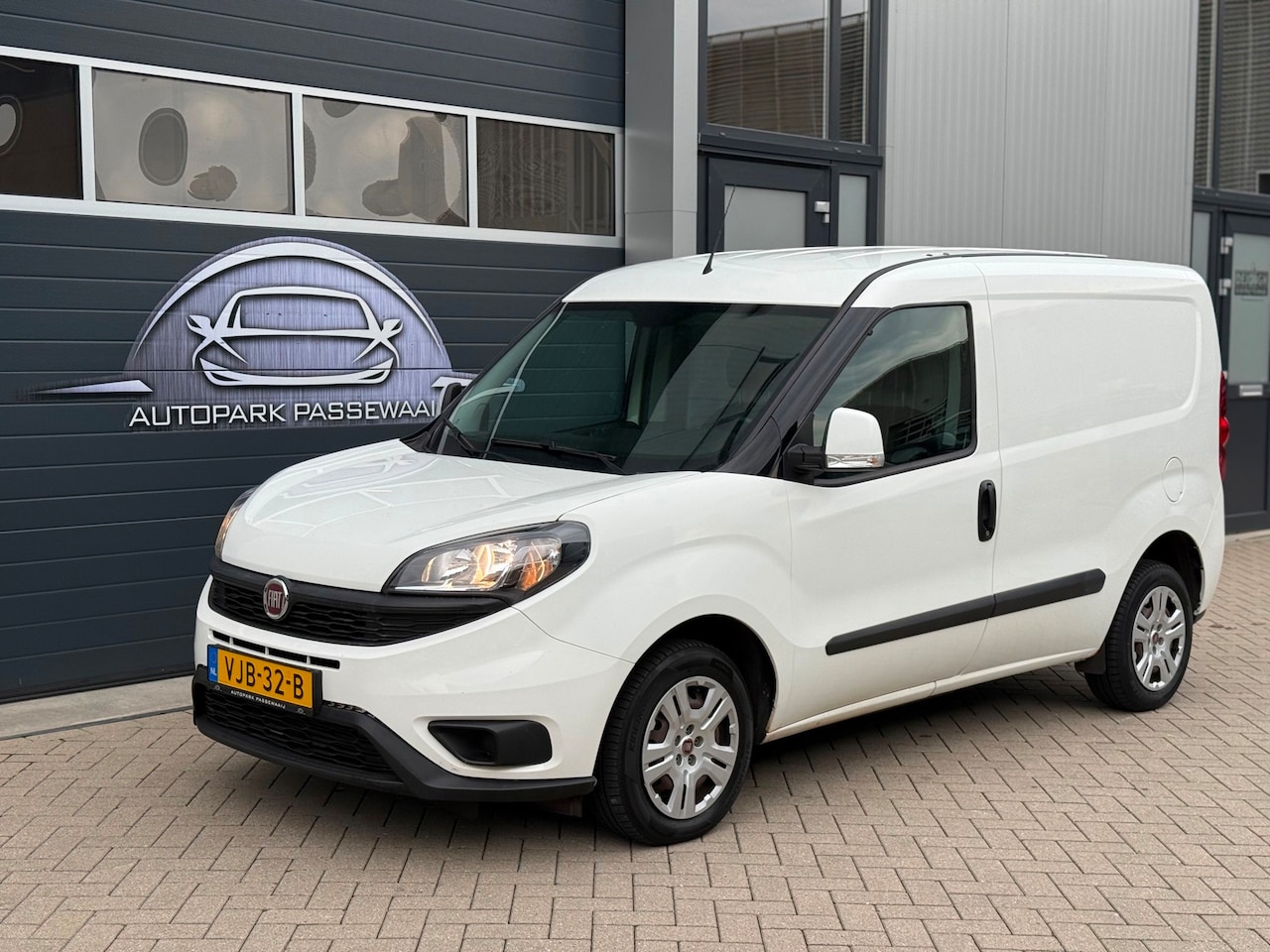 Fiat Doblò Cargo - 1.3 MJ L1H1 SX 1e Eigenaar, Schuifdeur, Airco, Cruise Control, Navigatie, Parkeersensoren - AutoWereld.nl