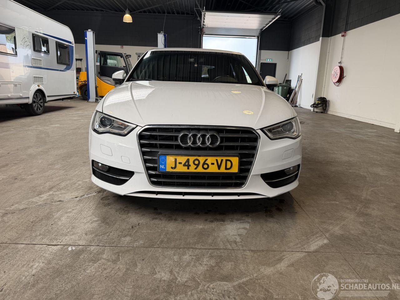 Audi A3 Sportback - 1.4 TFSI Ambition Sport Edition S line