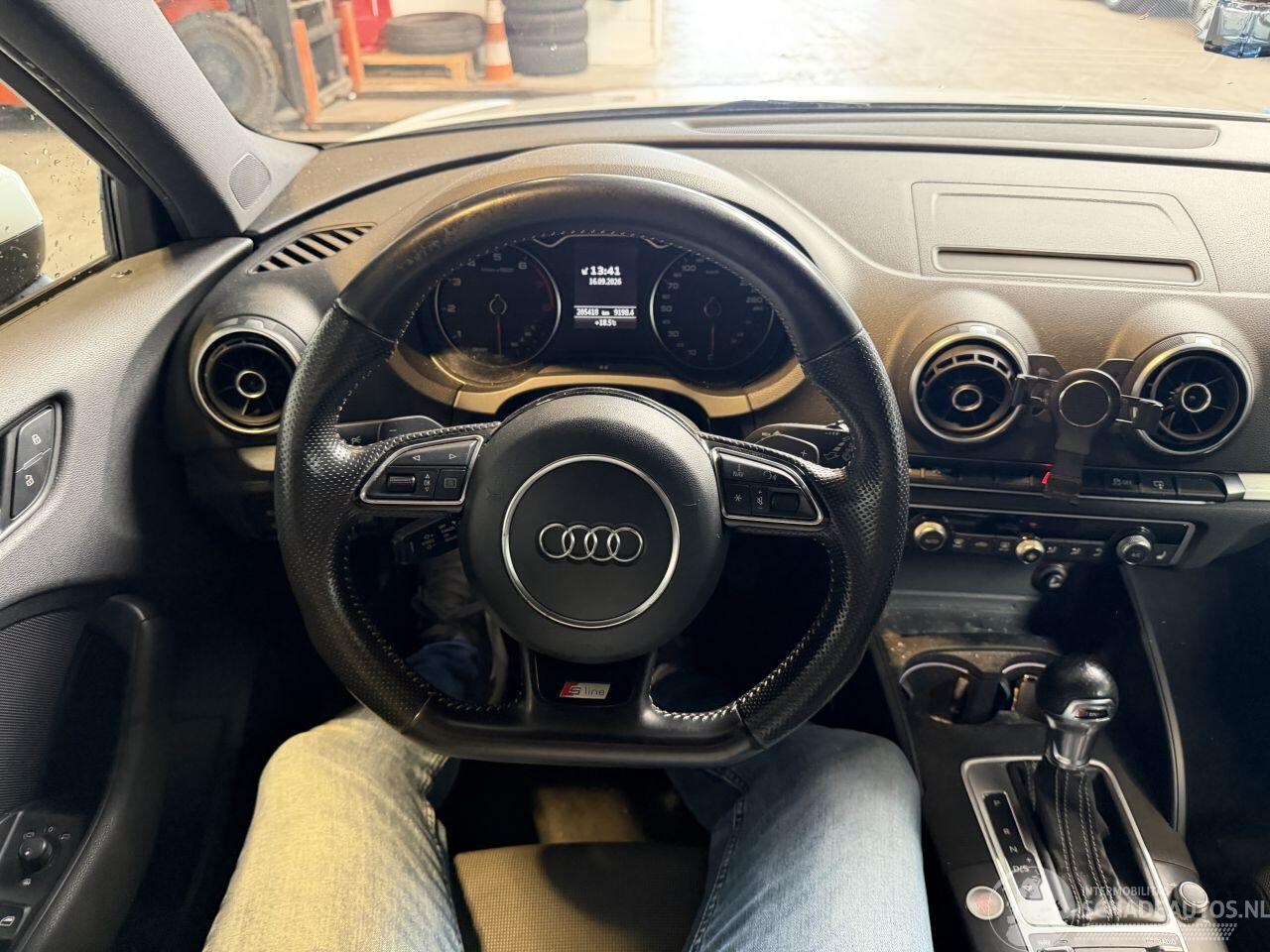 Audi A3 Sportback - 1.4 TFSI Ambition Sport Edition S line